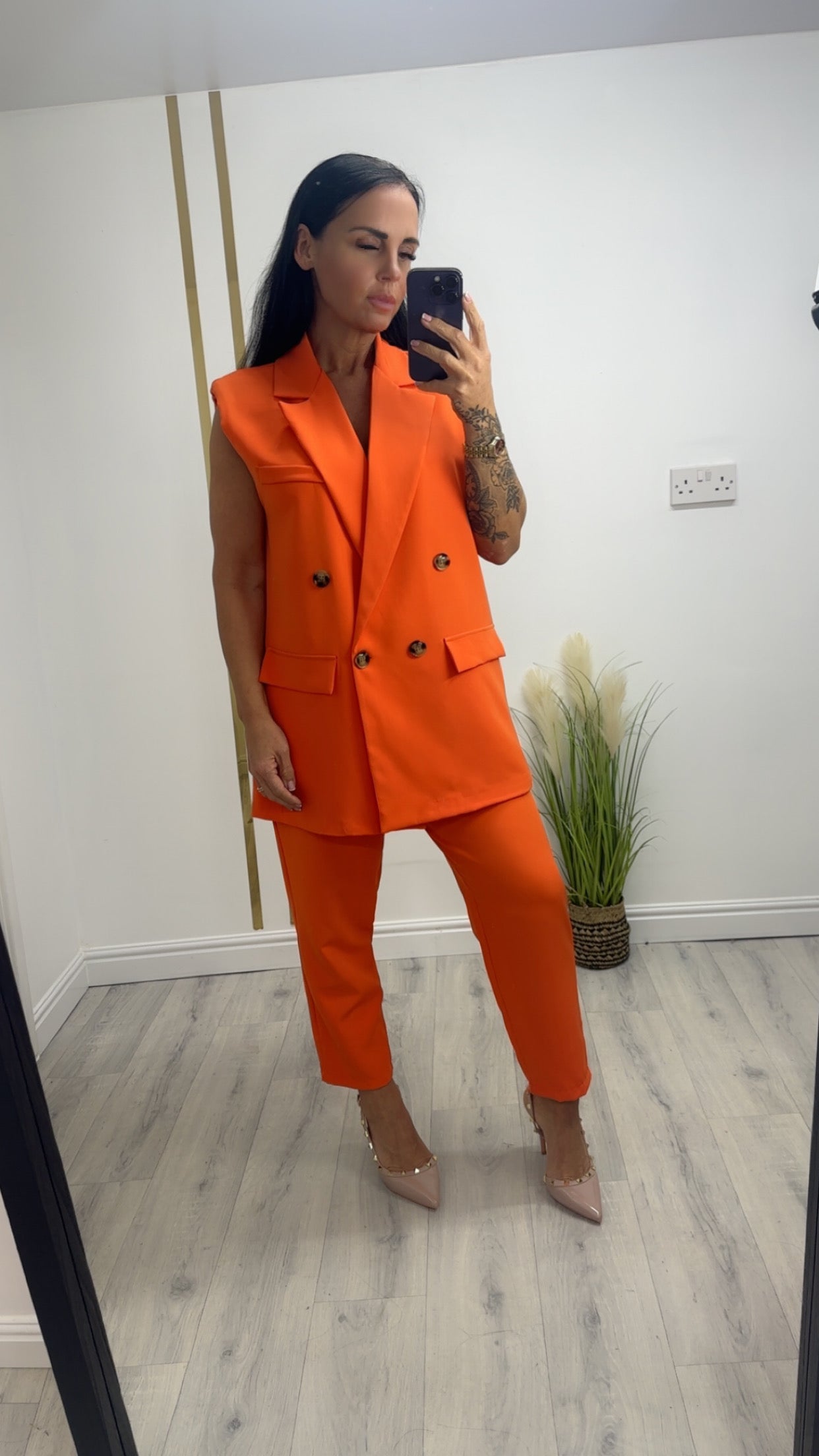 Milan sleeveless blazer set