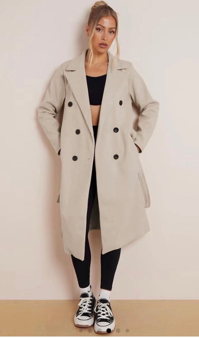 Thermal tie coat