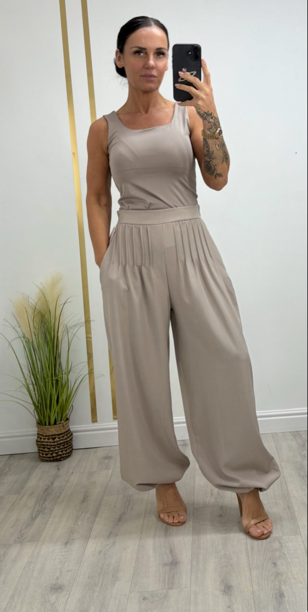 Balloon Leg Trousers